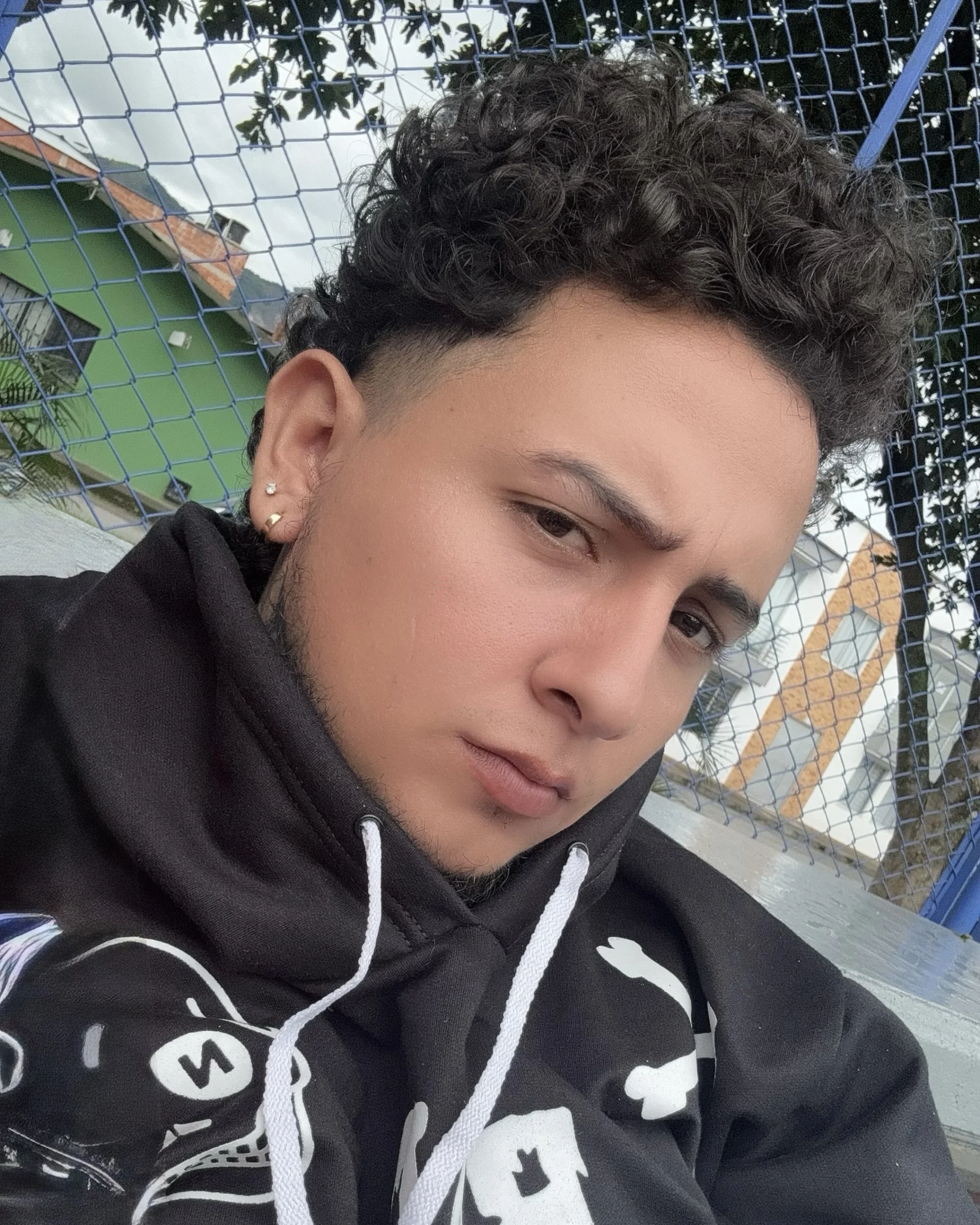 Retrato de Andres Rios Ink, tatuador profesional en Villavicencio